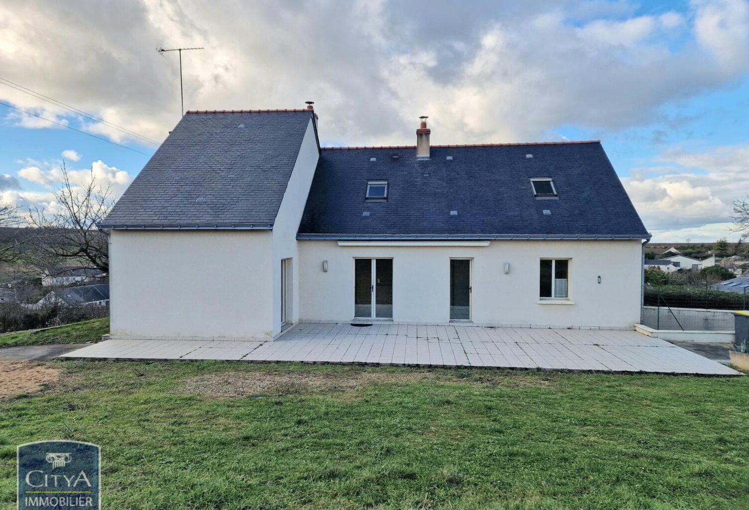 Vente maison 5 pièces 173 m² Parnay (49730) — photo 1