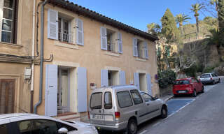 Immeuble  453 m² à vendre à Bormes-les-Mimosas (83230)