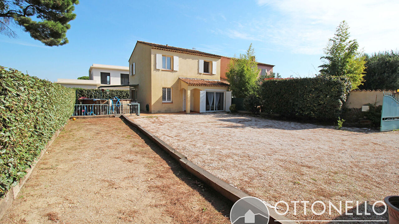 maison 6 pièces 114 m2 à vendre à Roquebrune-sur-Argens (83520)