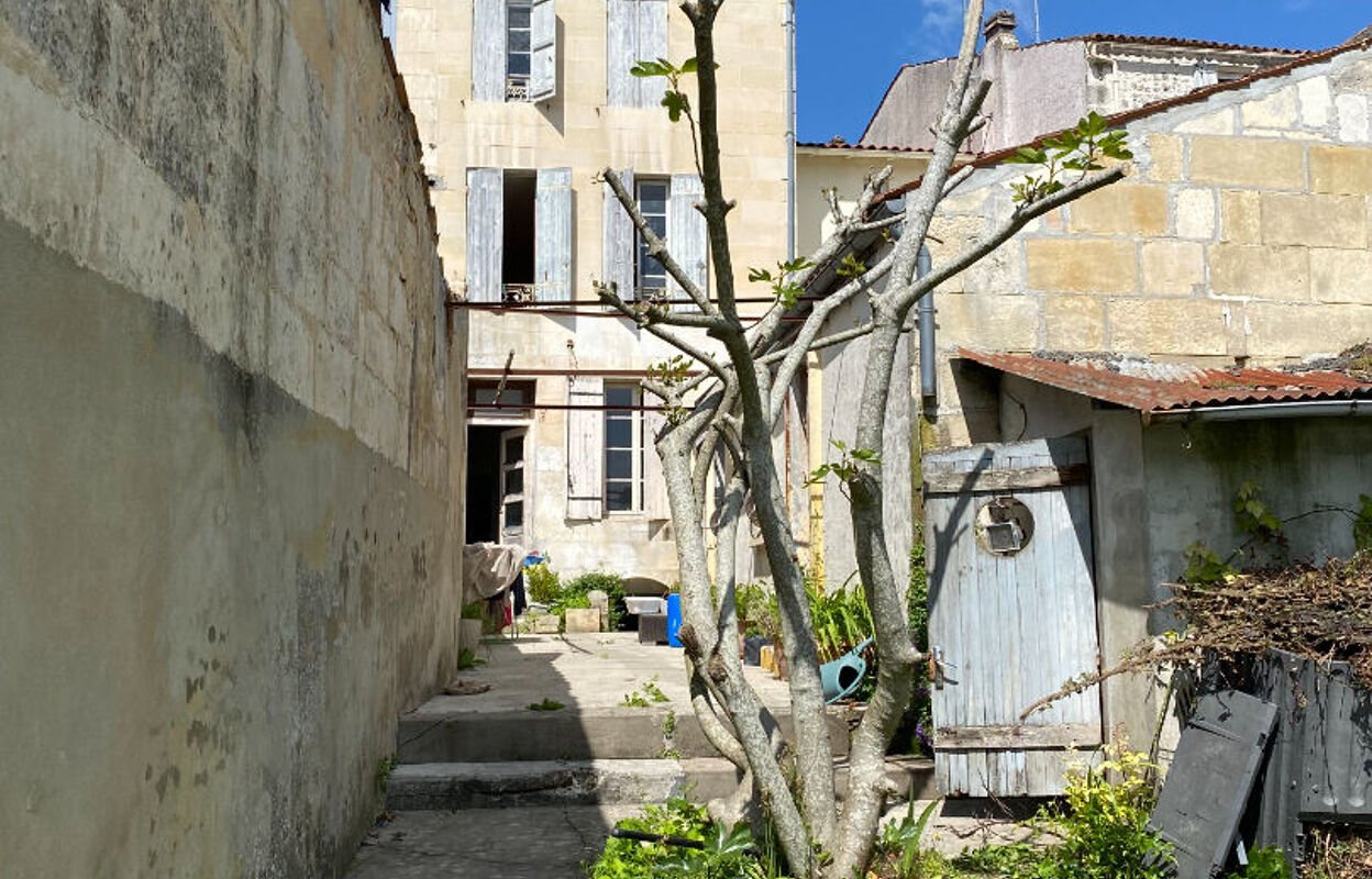 maison 5 pièces 173 m2 à vendre à Pons (17800)