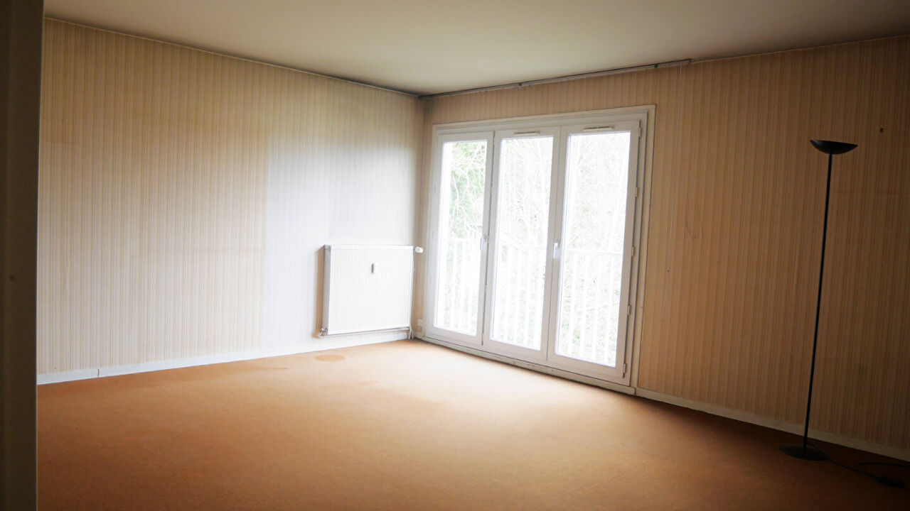 appartement 2 pièces 57 m2 à vendre à Barentin (76360)