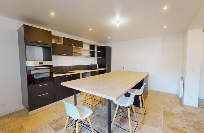 A LOUER - Maison 4 pièces à SAINT-PREST refaite à neuf — photo 2