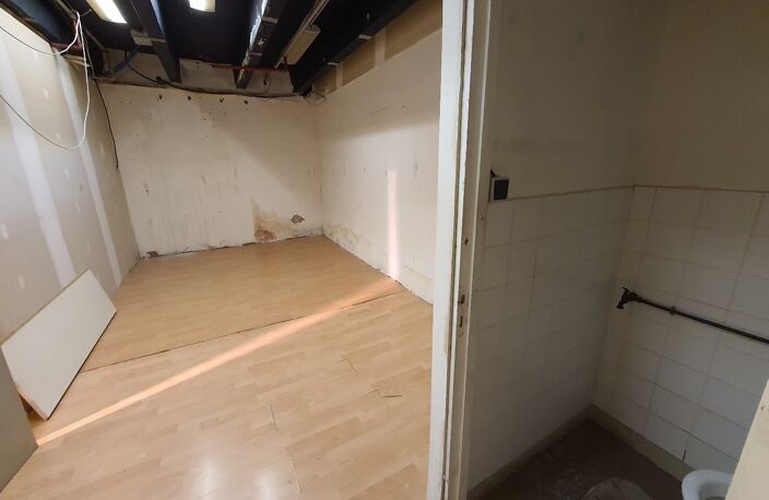 Local commercial — photo 5