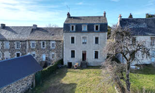 Immeuble  205 m² à vendre à Huparlac (12460)