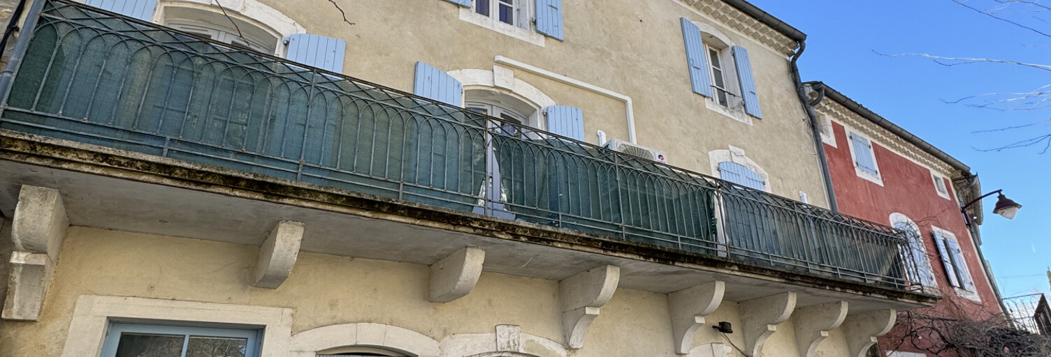 Immeuble  467 m² à vendre à La Baume-de-Transit (26790)