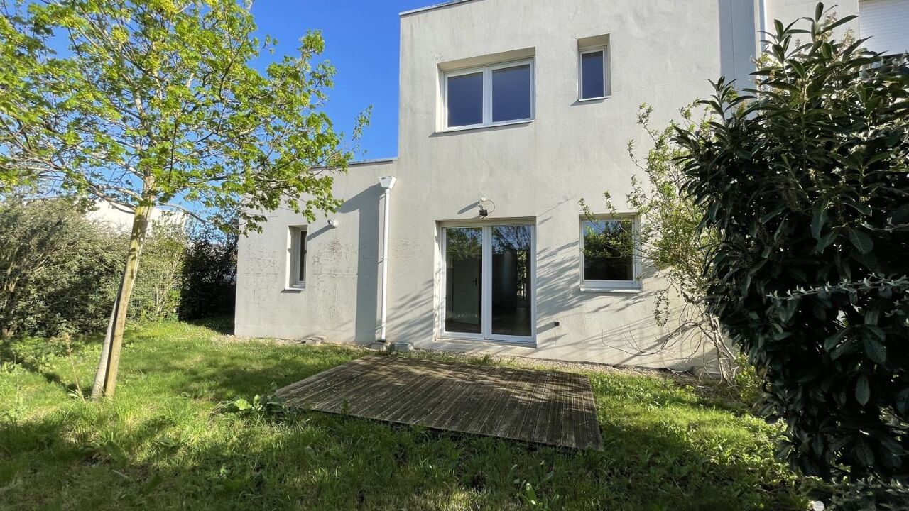 maison 4 pièces 84 m2 à vendre à Saint-Barthélemy-d'Anjou (49124)