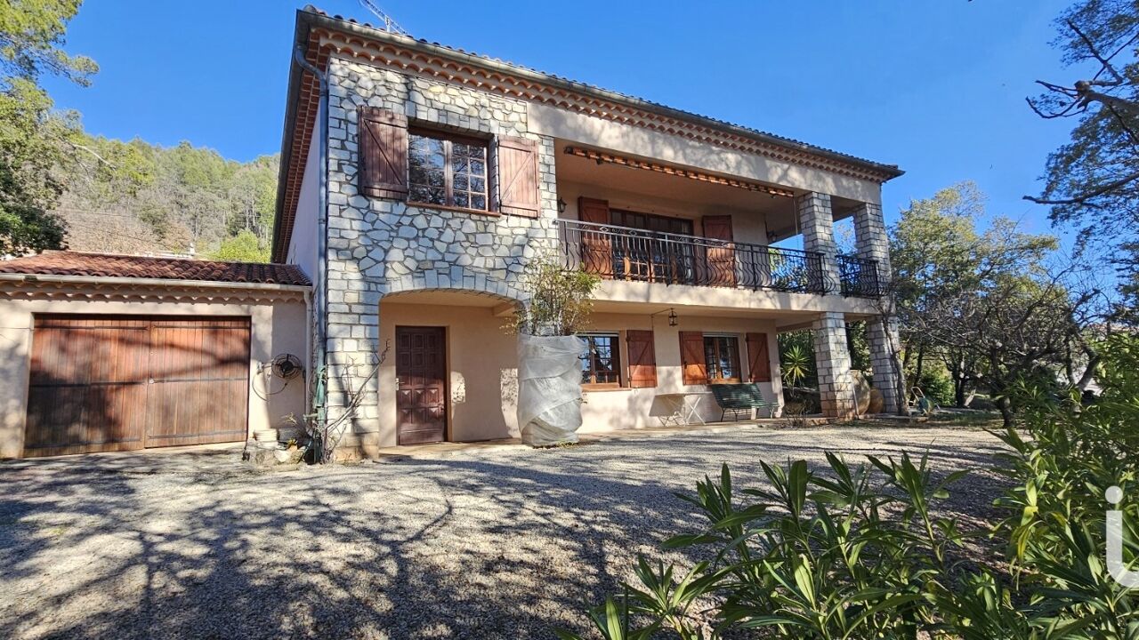 maison 6 pièces 205 m2 à vendre à La Motte (83920)
