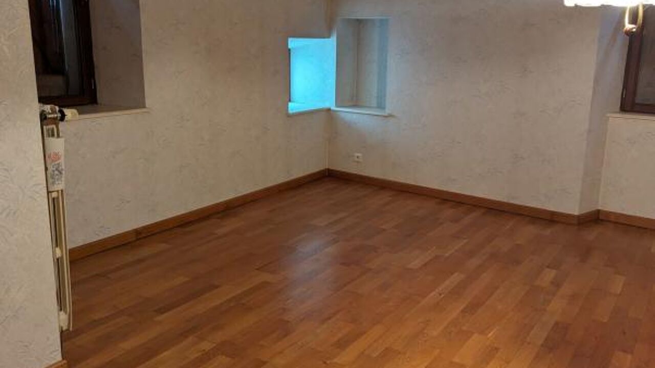 maison 7 pièces 206 m2 à vendre à Gy (70700)