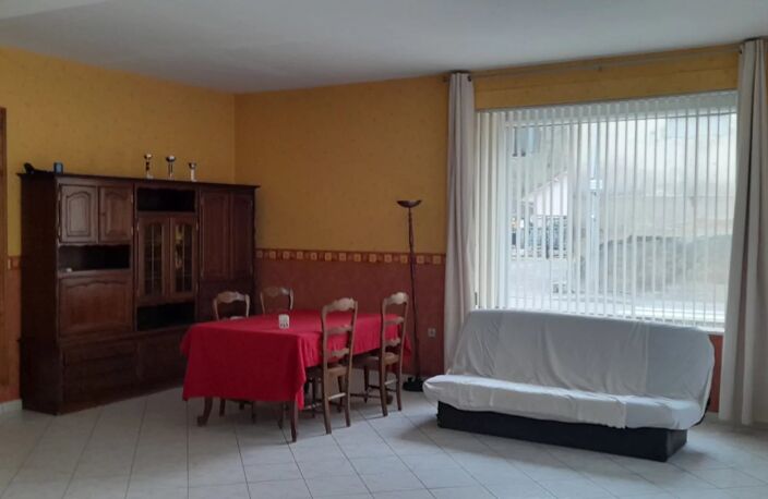 grande Maison centre village sans terrain — photo 2