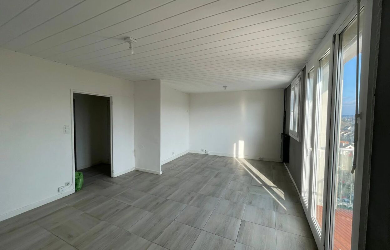 appartement 4 pièces 66 m2 à vendre à Montbéliard (25200)