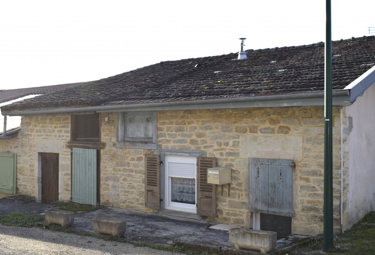 Maison de charme à Montlainsia, au coeur de la Petite Montagn — photo 1