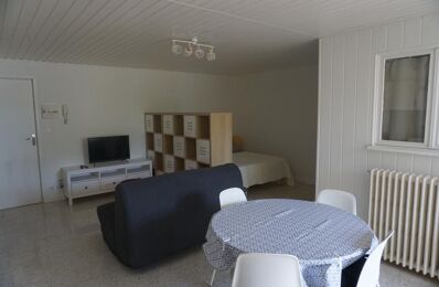 location appartement 680 € CC /mois à proximité de Bormes-les-Mimosas (83230)