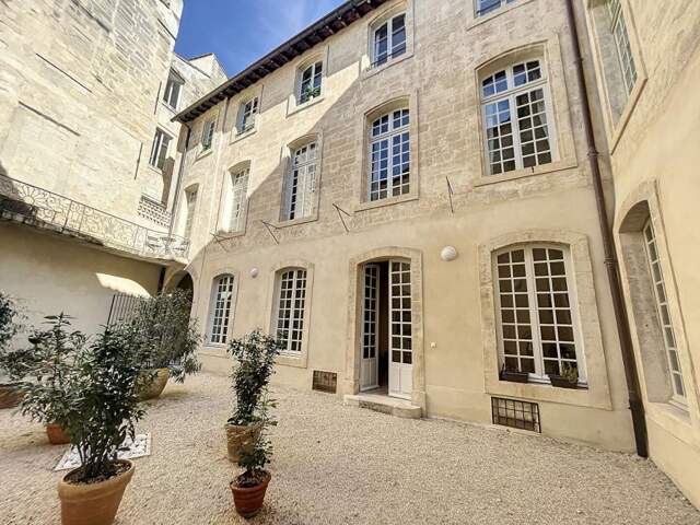 Appartement À Vendre Avignon Intra-Muros 4 pièces 125 m² — photo du bien