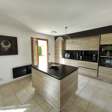 Maison 4 pièces 250000 €