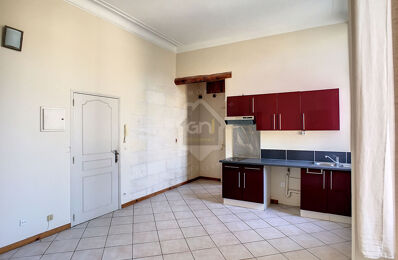 location appartement 540 € CC /mois à proximité de Tavel (30126)