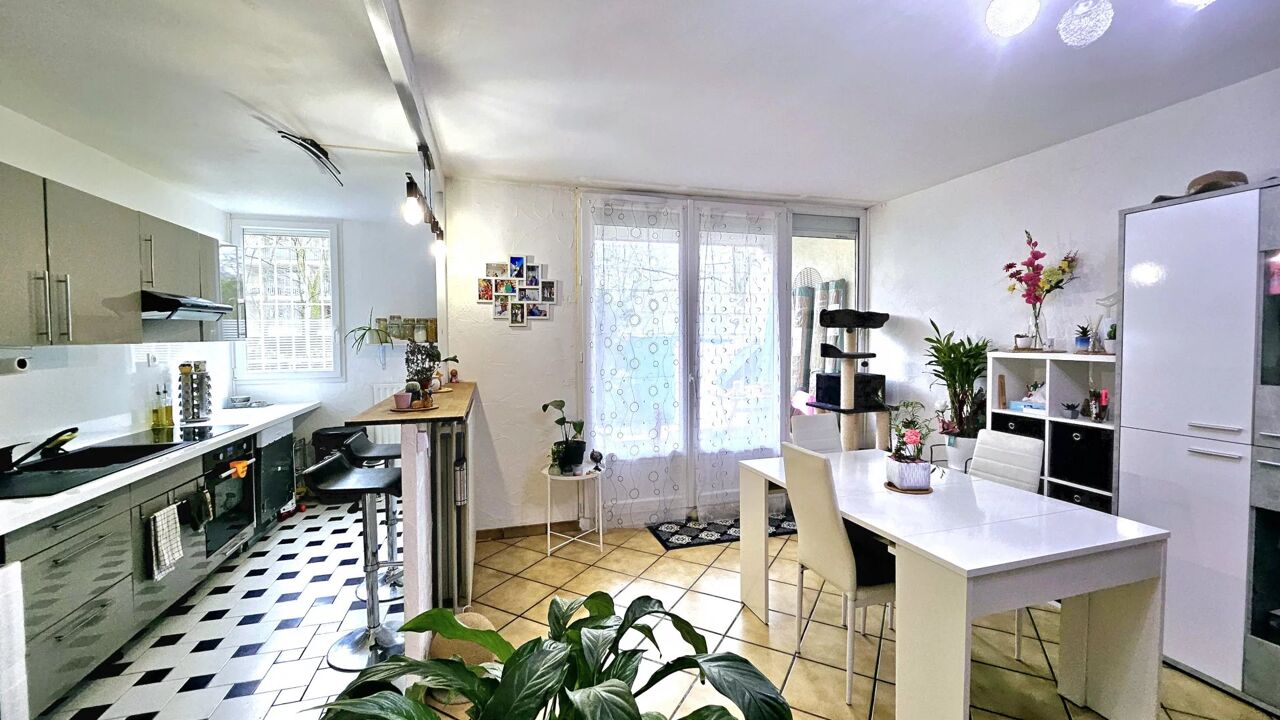 appartement 3 pièces 72 m2 à vendre à Évry-Courcouronnes (91000)