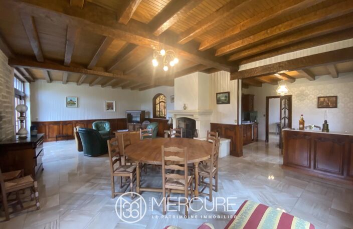 CHARENTE, ENCLOS CYNEGETIQUE AVEC MAISON D'HABITATION ET DEPENDA — photo 4