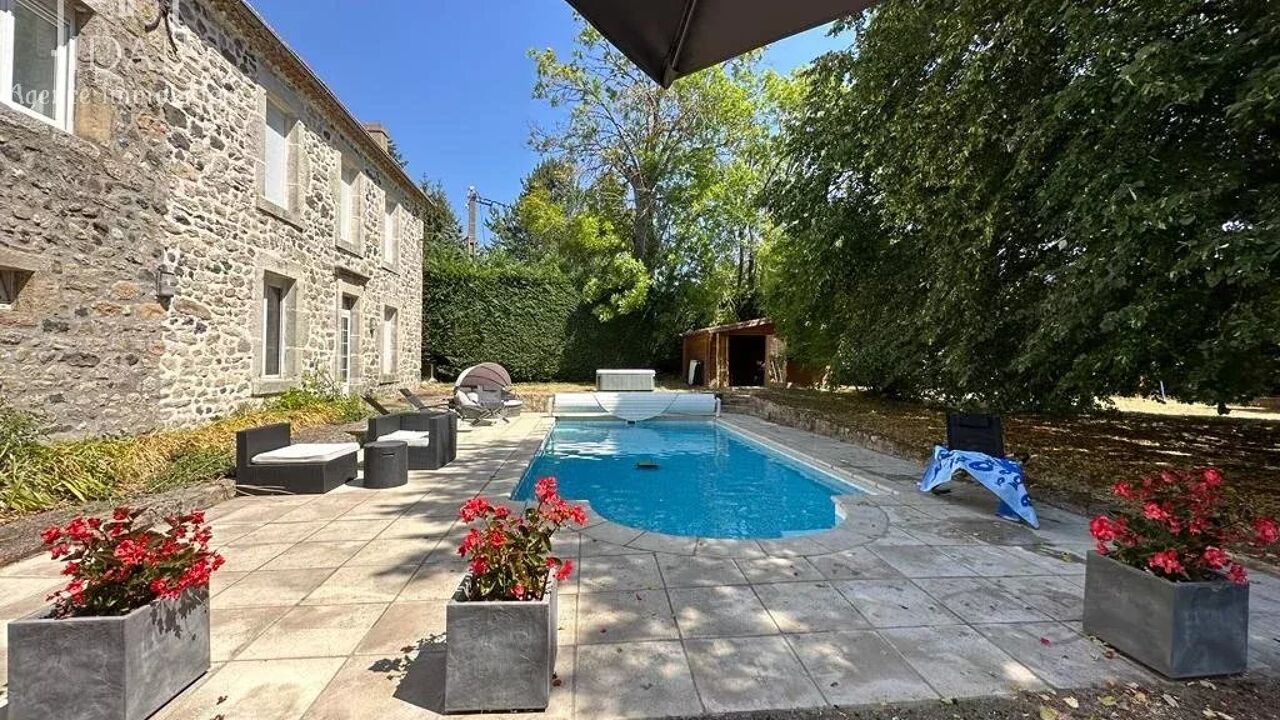 maison  pièces 427 m2 à vendre à Issanlas (07510)