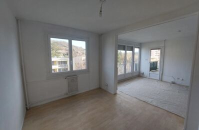 location appartement 800 € CC /mois à proximité de Villefontaine (38090)