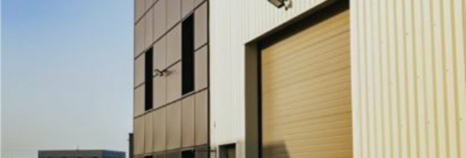 Commerce  630 m² à louer à Gleizé (69400)