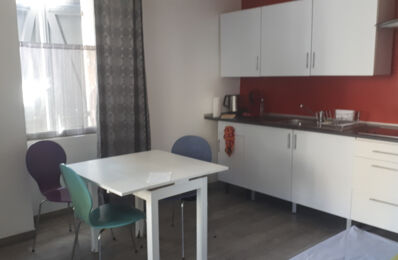 location appartement 480 € CC /mois à proximité de Tavel (30126)