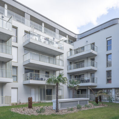 Appartement 5 pièces 748000 €