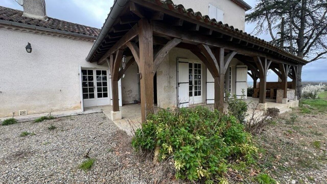 maison 10 pièces 307 m2 à vendre à Saint-Romain-le-Noble (47270)