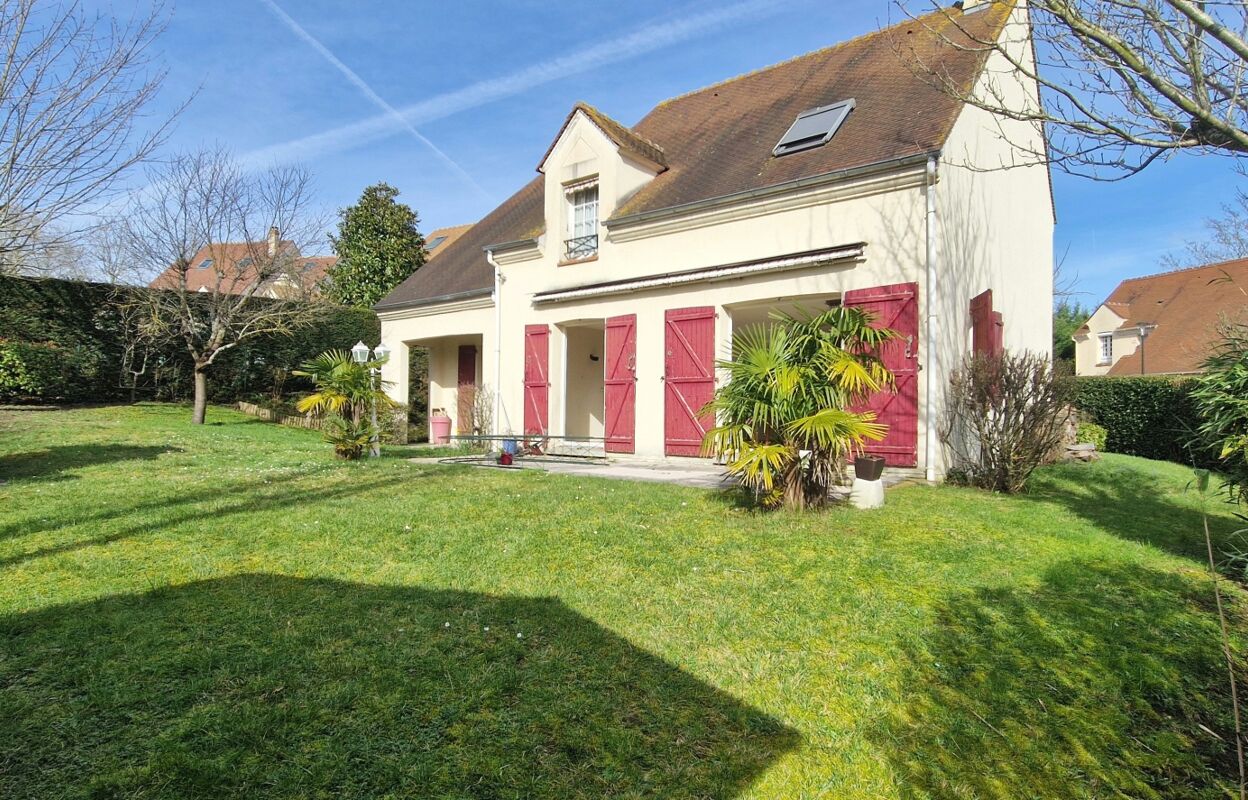 maison 6 pièces 163 m2 à vendre à Marolles-en-Brie (94440)