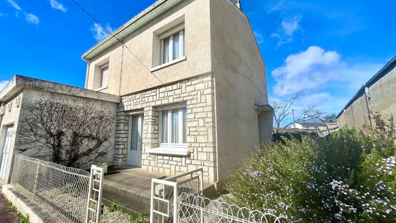 maison 4 pièces 80 m2 à vendre à Saintes (17100)