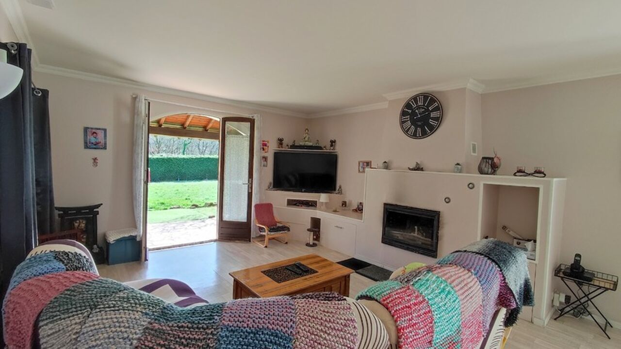 maison 8 pièces 213 m2 à vendre à Moutiers-sous-Argenton (79150)