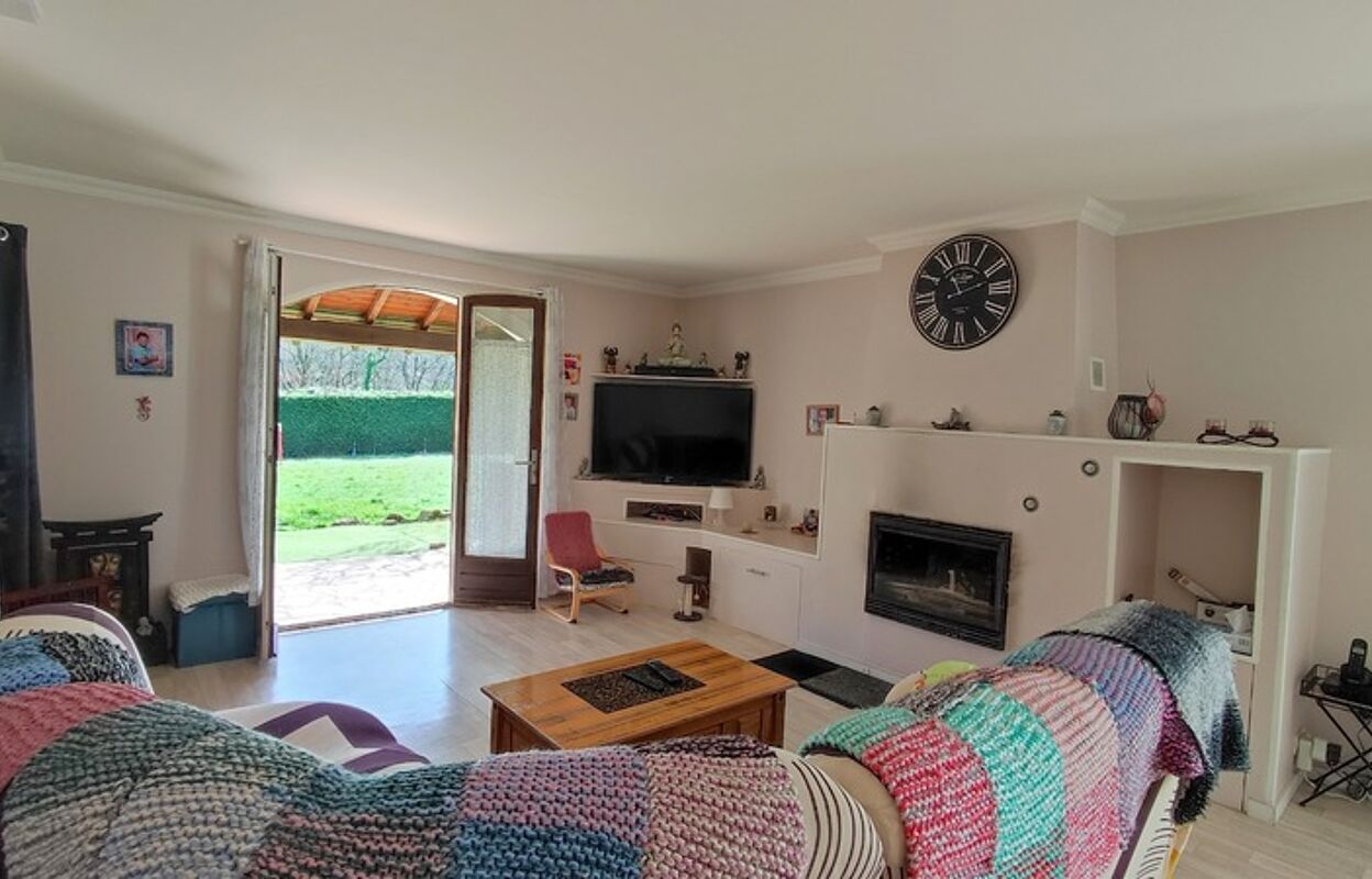 maison 8 pièces 213 m2 à vendre à Moutiers-sous-Argenton (79150)