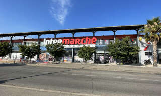 Commerce  164 m² à louer à La Ciotat (13600)