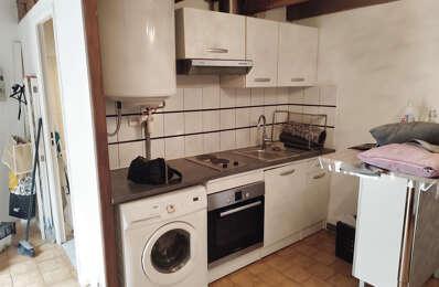 location appartement 599 € CC /mois à proximité de Carnoux-en-Provence (13470)