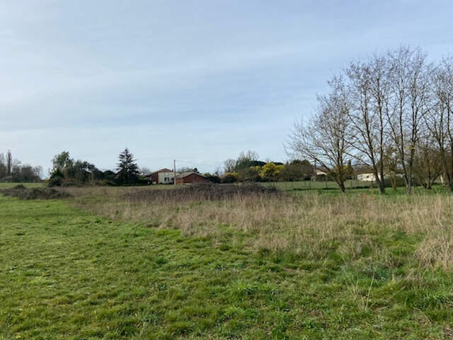 Terrain à bâtir à viabiliser — photo du bien