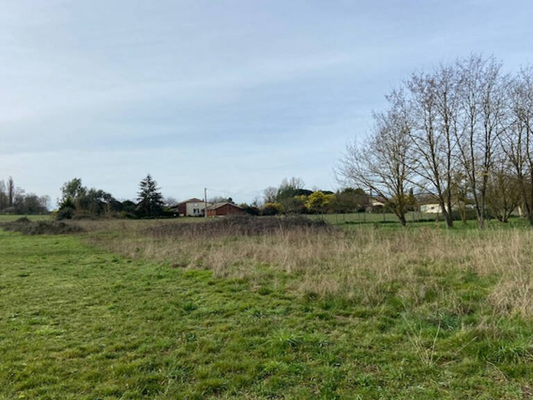 Terrain à bâtir à viabiliser  — photo 1