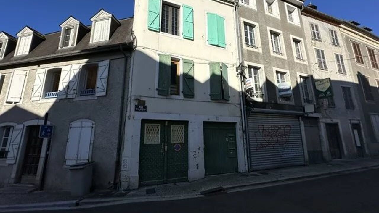 immeuble  pièces 190 m2 à vendre à Oloron-Sainte-Marie (64400)