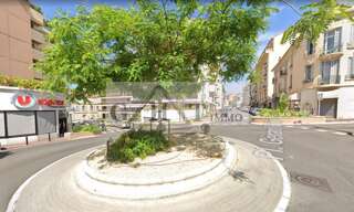 Commerce  72 m² à louer à Cannes (06400)