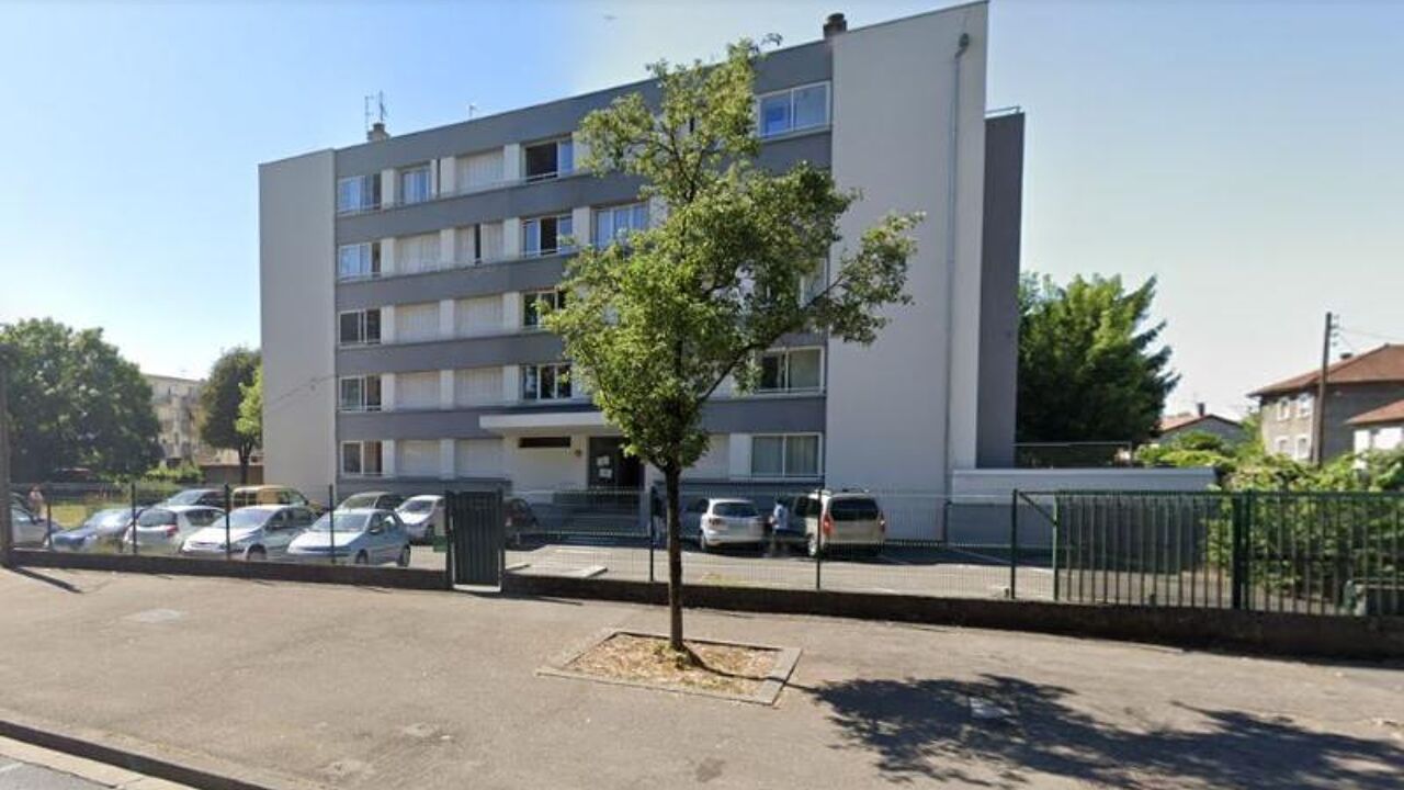 appartement 4 pièces 65 m2 à louer à Vaulx-en-Velin (69120)