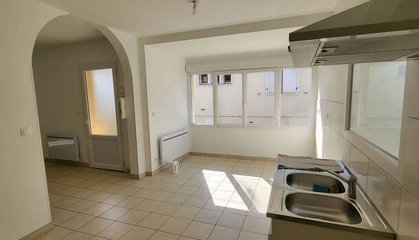 Villa / Maison 4 pièces  à louer Montendre 17130