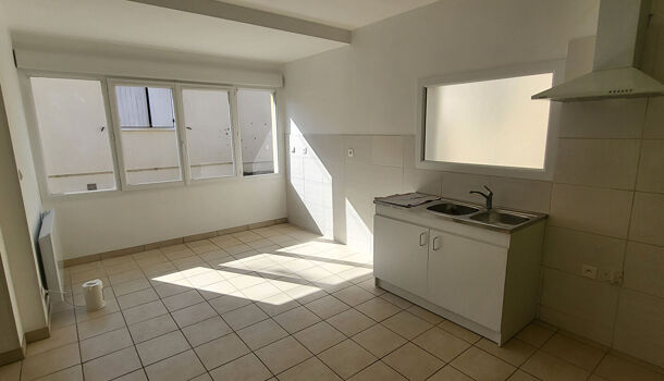 Villa / Maison 4 pièces  à louer Montendre 17130