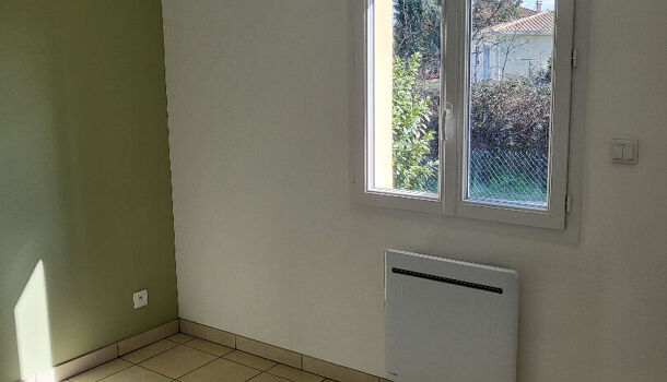 Villa / Maison 4 pièces  à louer Montendre 17130