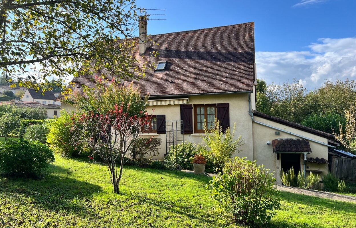 maison 5 pièces 120 m2 à vendre à Beaumont-du-Périgord (24440)