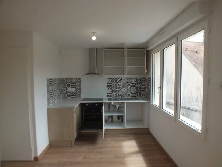 EXCLUSIVITE ARTHURIMMO - A LOUER APPARTEMENT DE 55m2 - HOUDAN PLEIN CENTRE — photo 1