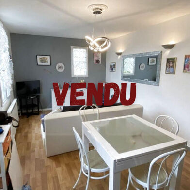 Maison 2 pièces 99900 €