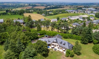 Maison 11 Pièces 396 m² à vendre à Baraqueville (12160)