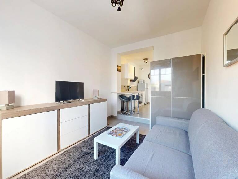 A LOUER - Appartement meublé proche gare CHARTRES — photo 1