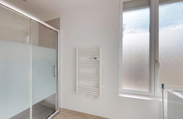 A LOUER - Appartement meublé proche gare CHARTRES — photo 5