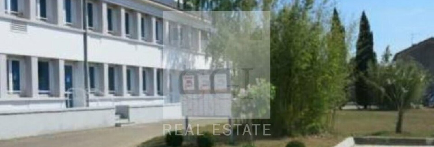 Bureau  246 m² à louer à Vénissieux (69200)