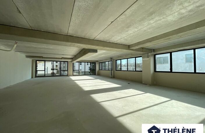 BUREAUX à LOUER — photo 4