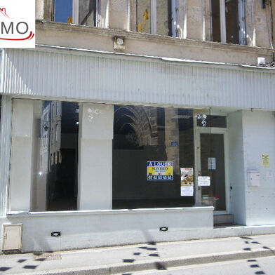 Commerce 1 pièces 360 €